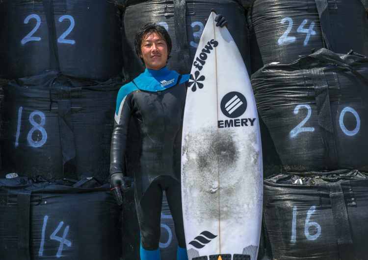 Resultado de imagen de surfista fukushima