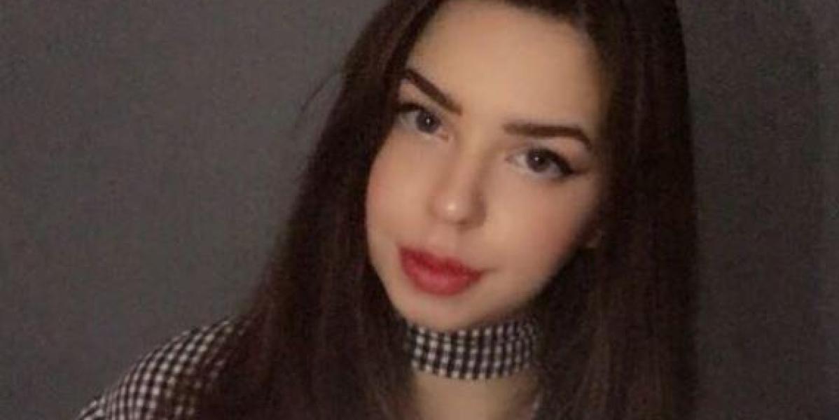 Resultado de imagen de mujer vende virginidad por internet