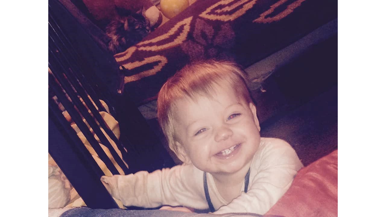 Bebé de um ano morre ao cair em balde de água a ferver - Mundo ...