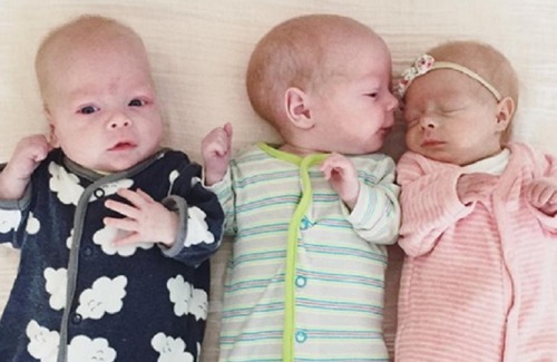 Chloe Dunstan trillizos jpg