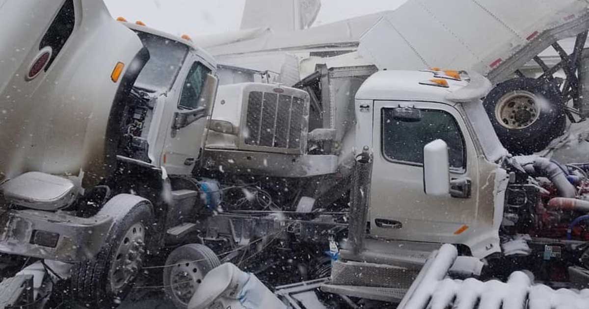 Three People Died, Dozens Left Injured On 100Vehicle Pile Up In Wyoming