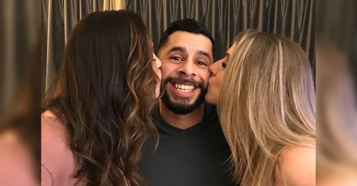 Se enamoró de la misma mujer que su esposa y ahora viven los tres