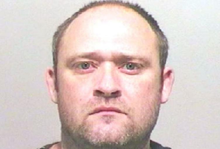 David Wood, pedófilo