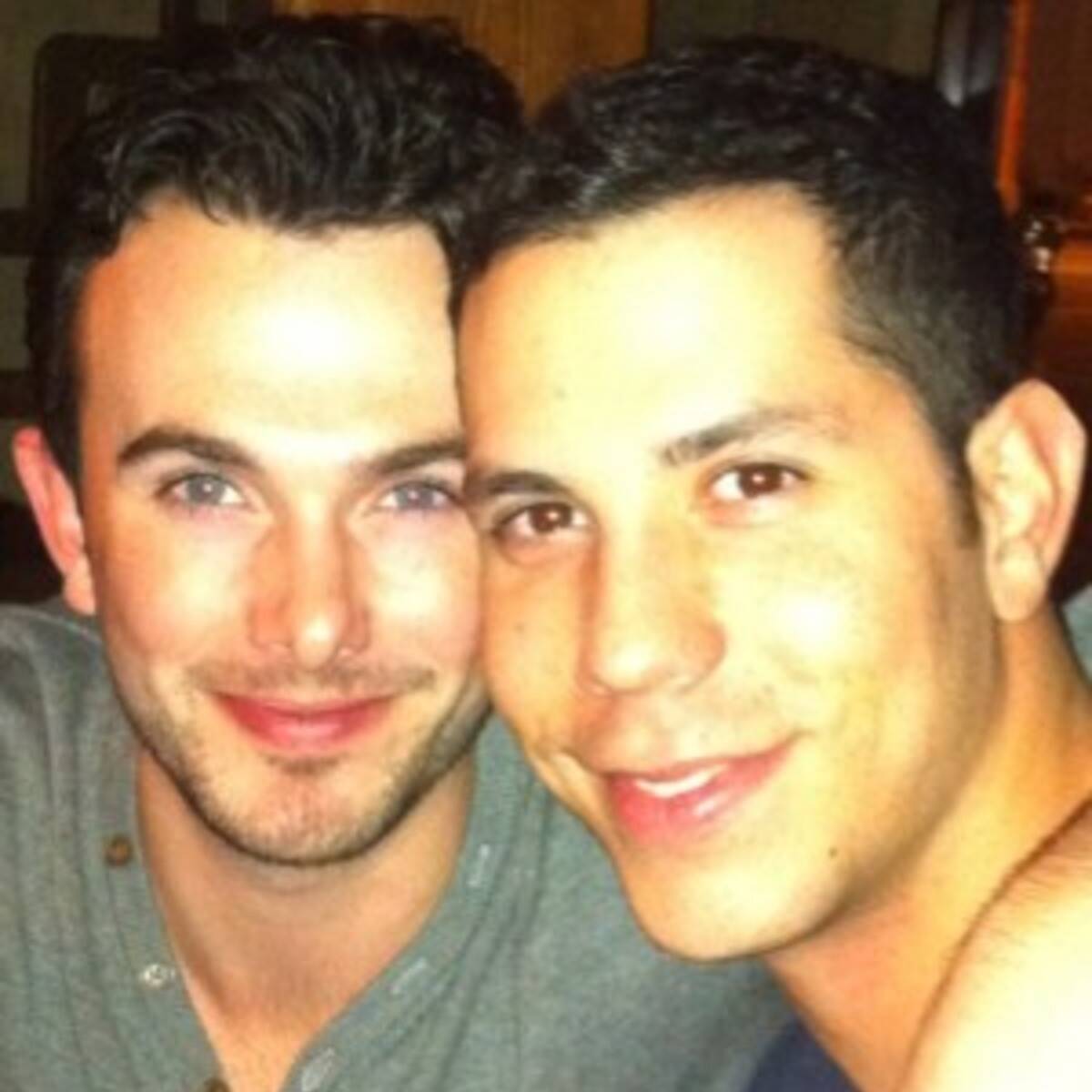 El ex novio de Christian Chávez cuenta toda la verdad... | E! News