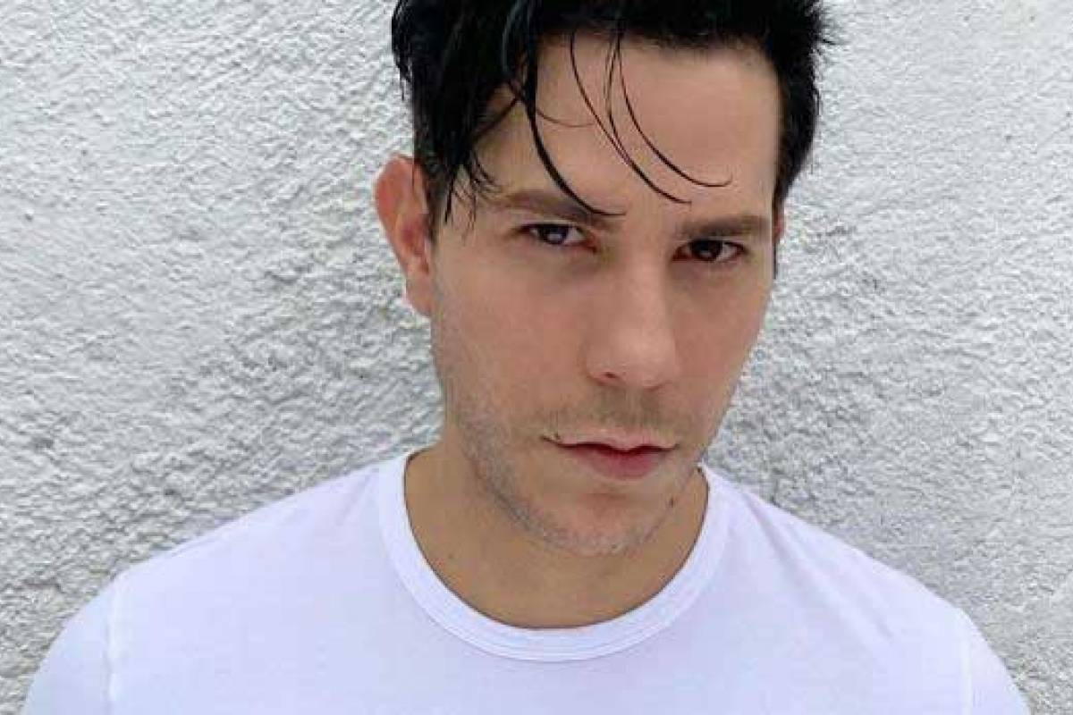 Ex de Christian Chávez lo acusa de violencia doméstica y el actor ...