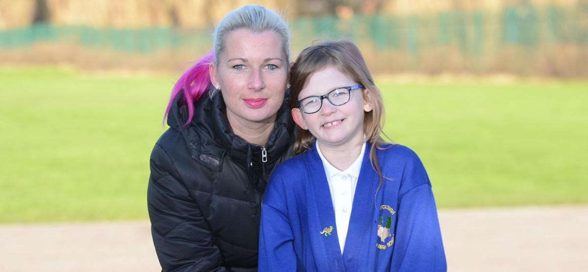 Olivia Farnsworth, la niña de 7 años que no siente hambre, sueño y ...