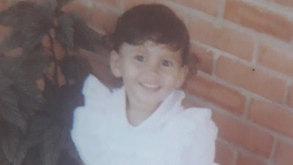 Un extraño pensó que me parecía a su hija y descubrí que somos ...