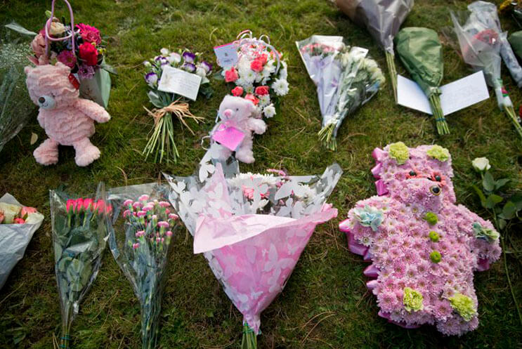 Cientos de personas acudieron al funeral de esta bebé que fue ...