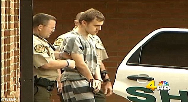 Zachary Davis killed mother Melanie and tried to burn brother in ...