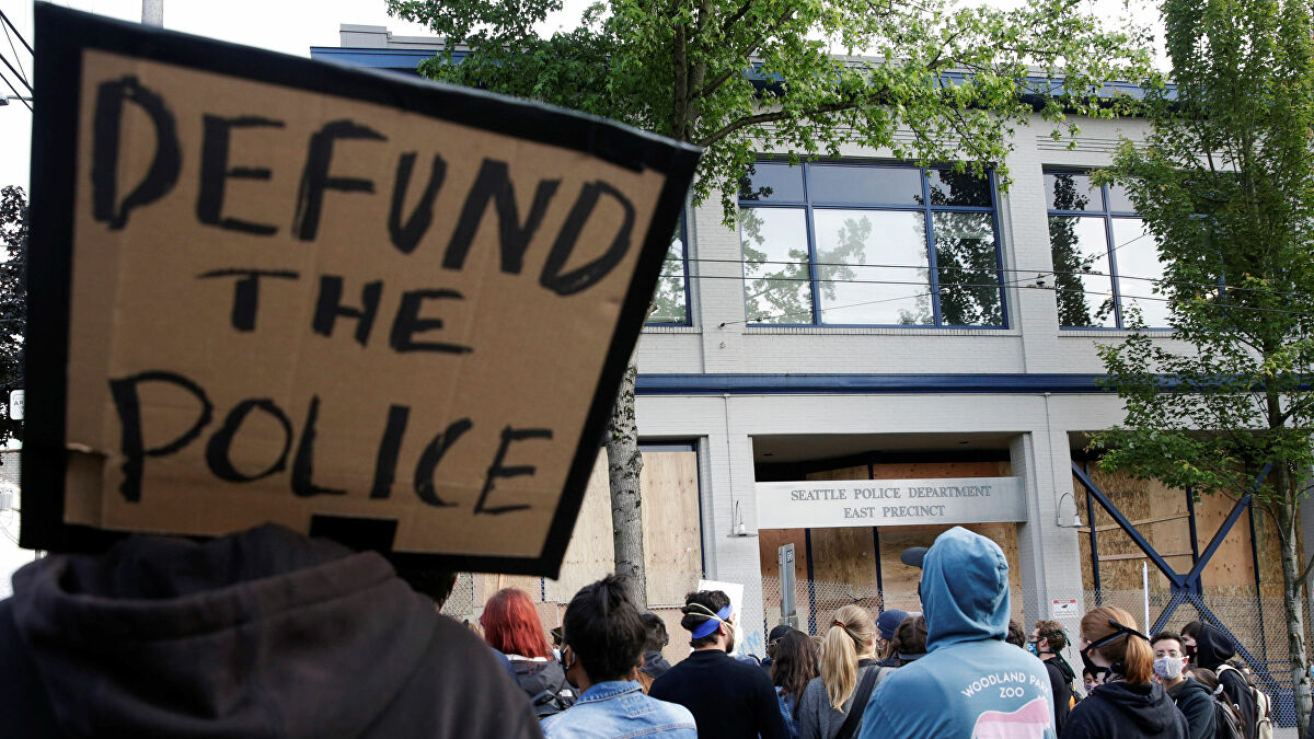 10 Officers Quit Florida SWAT Citing Toxic 