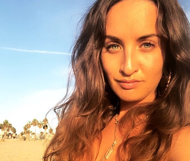 Atribuyó un dolor de cabeza al cansancio pero su cuerpo estaba ...