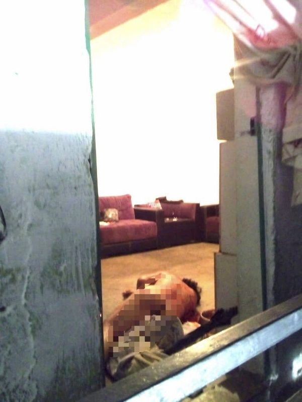 IMÁGENES FUERTES: Encuentra a su esposa con su amante en PLENO ACTO y lo asesina en CDMX