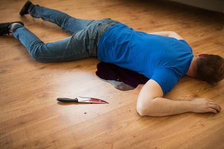 Hombre Muerto Imágenes Y Fotos - 123RF