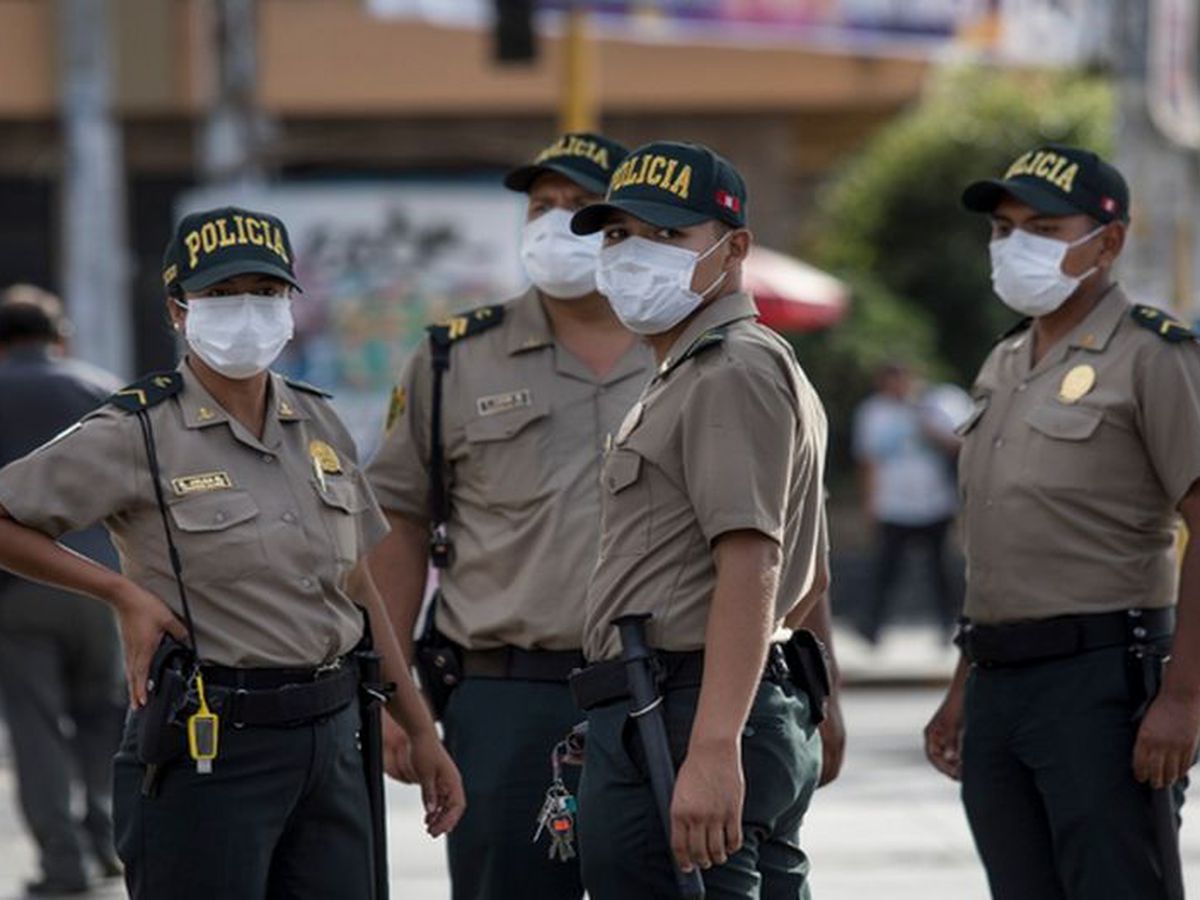 Perú: ONU alerta que ley de protección policial de Perú abre ...