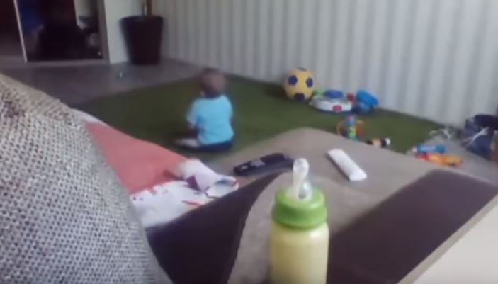 Una familia grabó los maltratos de la niñera a su bebé de ocho ...
