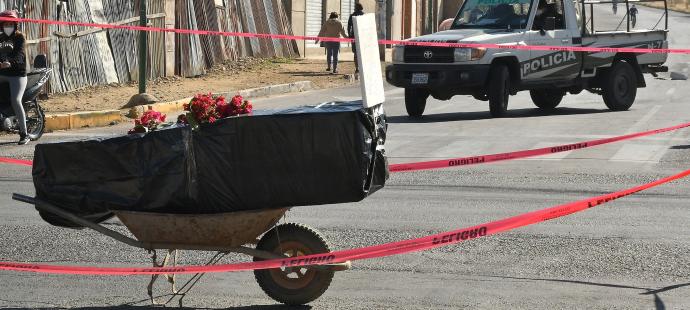 Los cadáveres en la calle plasman la tragedia del coronavirus en ...