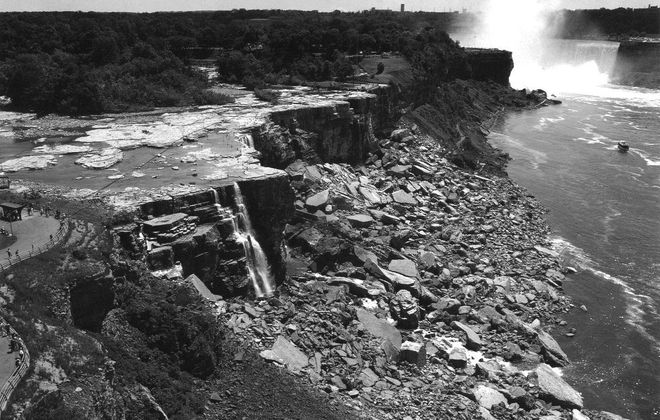 Niagara Falls drained