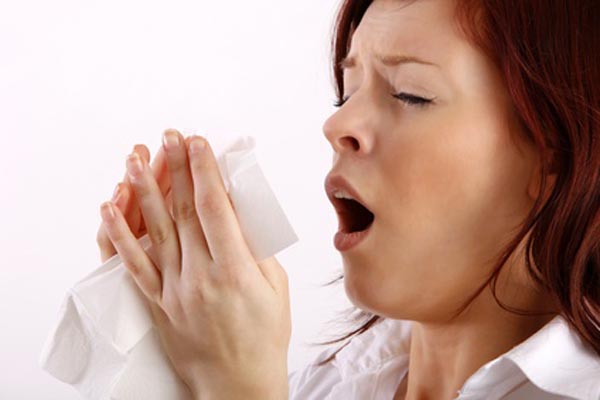 how to make yourself sneeze