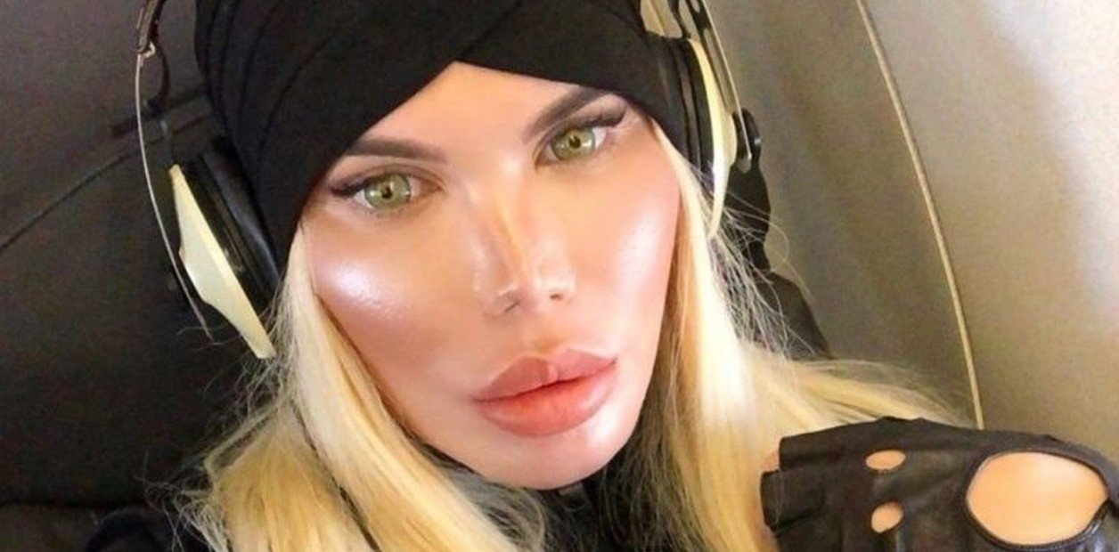 El "Ken humano" revela que es una mujer transgénero - Clarín