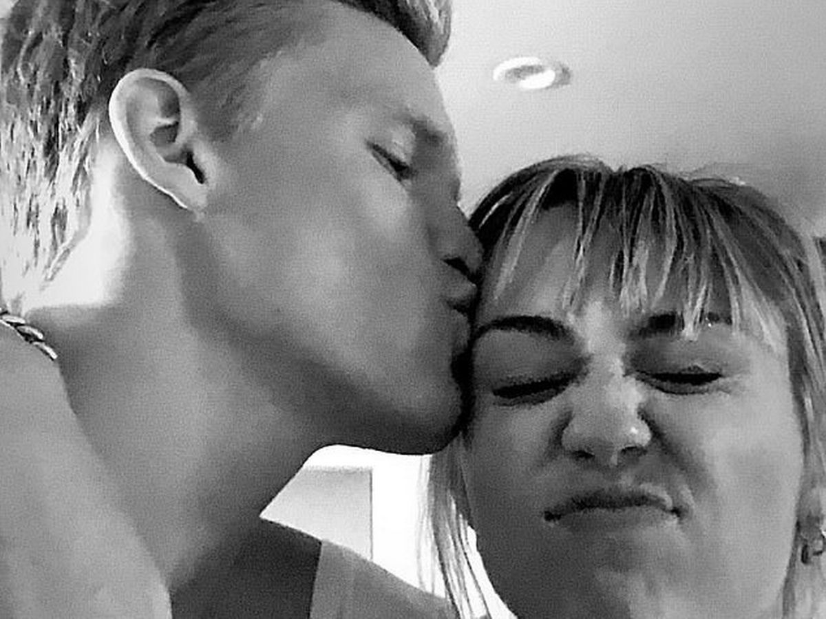 Miley Cyrus and Cody Simpson