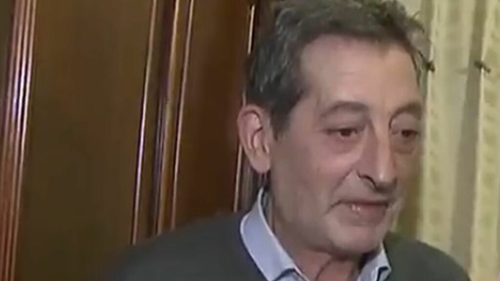 Enrique fabricó un féretro, enterró a su madre en casa y cobró su ...