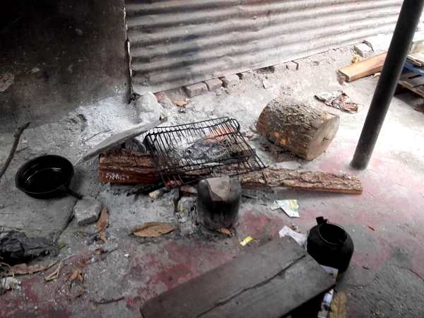 Un hombre alcoholizado intentó quemar su casa con sus hijos dentro en Salvador Mazza