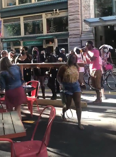 Protesters Scream At Diners Before Stealing Their Drinks And Smashing ...