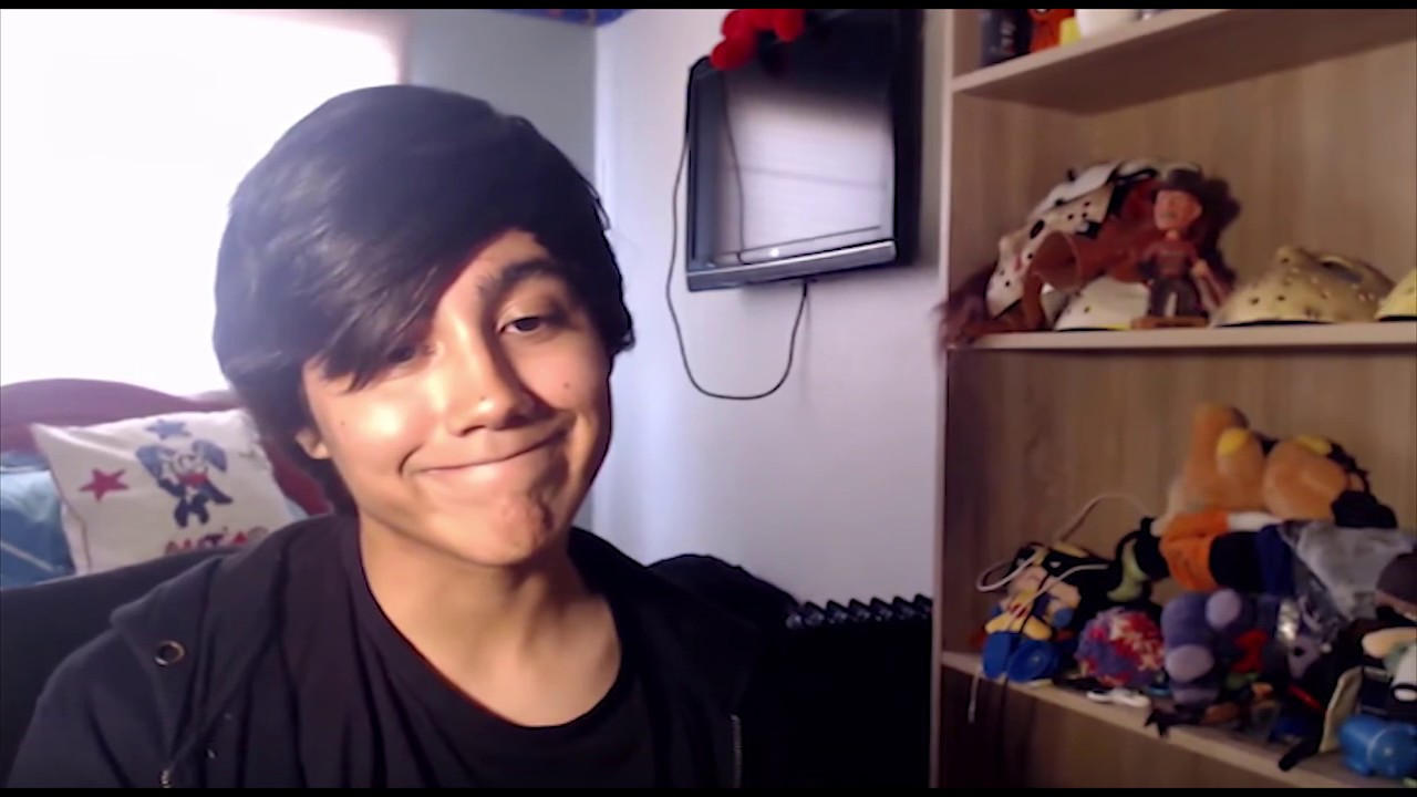 Peluchin Entertainment y las señales de alarma que nadie vio (Informe en dos minutos) - YouTube