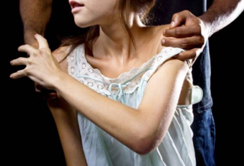 Uruguay: Una niña graba a su padre abusando de su amiga para que les crean - MisionesOnline