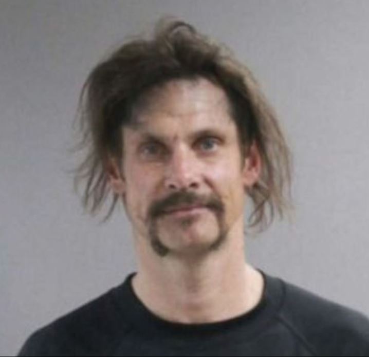 man arrested for allegedly setting wildfire