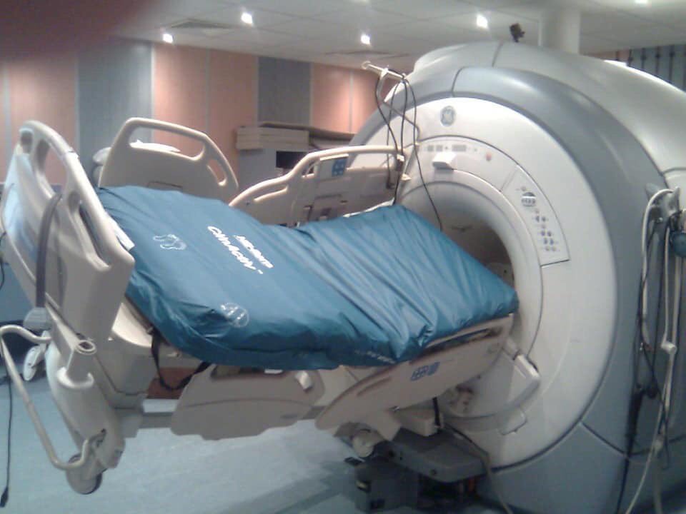 금속 mri MRI 금속