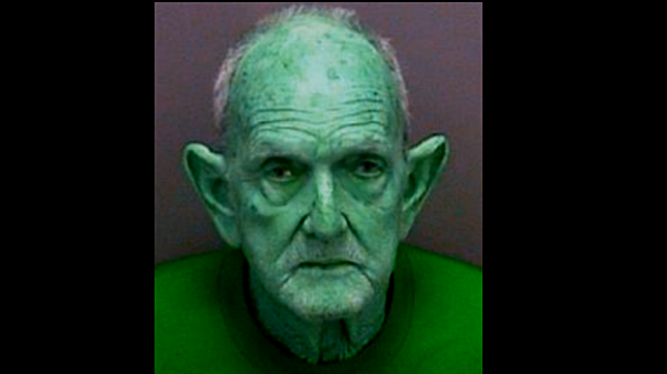 Fake News Alien | Kidnapping, Alien costume, People