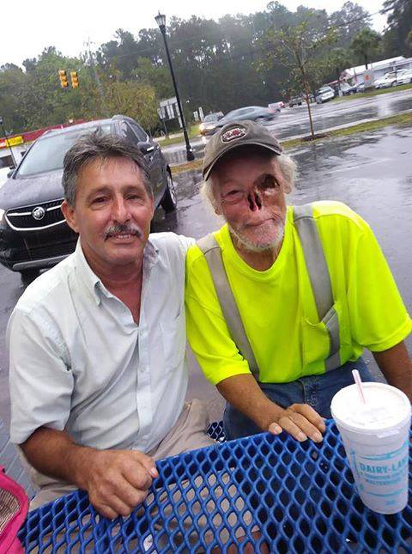 Community rallies behind cancer survivor in SC who says he was asked to cover facial scars