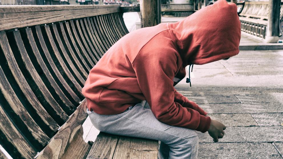 Sus padres le violan con 11 años para curarlo de la homosexualidad