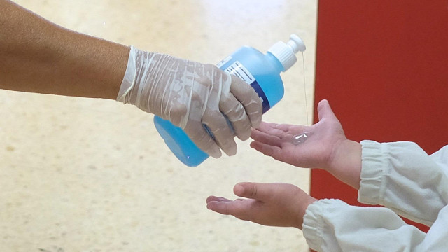 Aumentan las intoxicaciones por geles hidroalcohólicos en niños