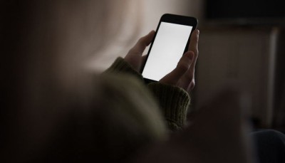 여자친구가 내가 잠든 사이 핸드폰 카톡 대화를 훔쳐봤습니다" : 네이버 포스트