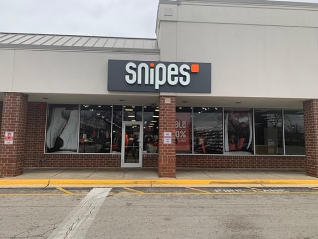 The argument began after the women refused the guard´s request for them to wear masks at a Snipes shore store in Lawndale (pictured), on the city