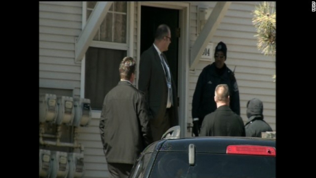 Autoridades descubren los cuerpos de dos menores dentro de congelador en  Detroit | CNN