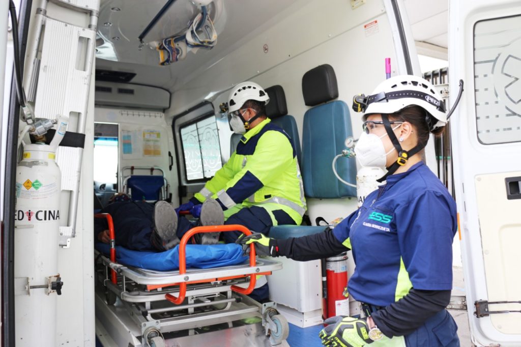 La labor del paramédico en su día a día | Diario El Mercurio