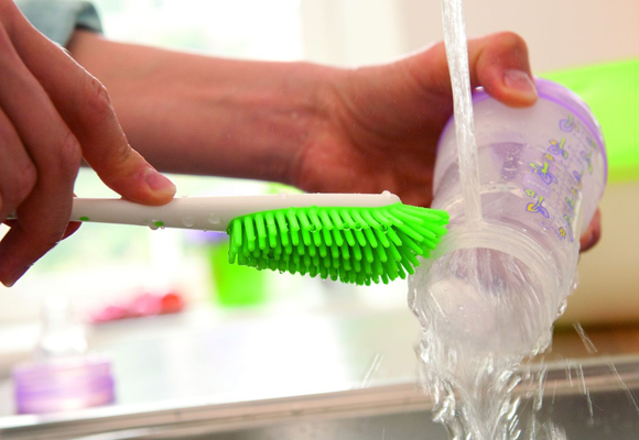 Higiene: lavado y esterilización de mamaderas y chupetes