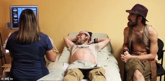 Pregnant transgender man shares his fears about giving birth in Texas | LifeStyle World News