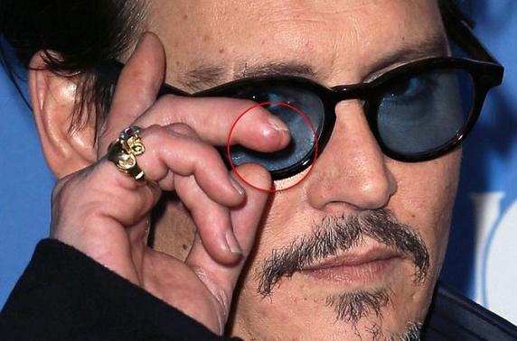 Escalofriante: Johnny Depp se corta el dedo en una violenta pelea con Amber Heard
