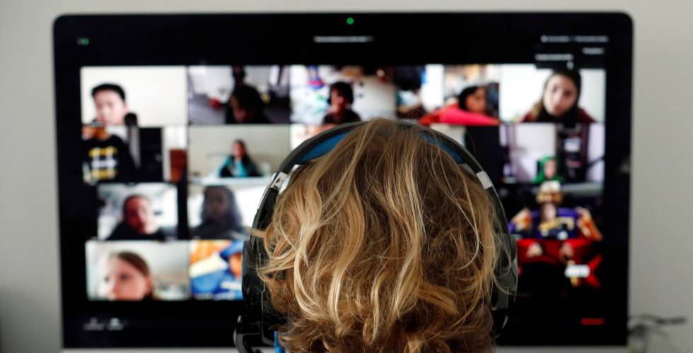 Zoom ficha al ex jefe de seguridad de Facebook mientras empresas y organismos prohíben su uso | Compañías | Cinco Días