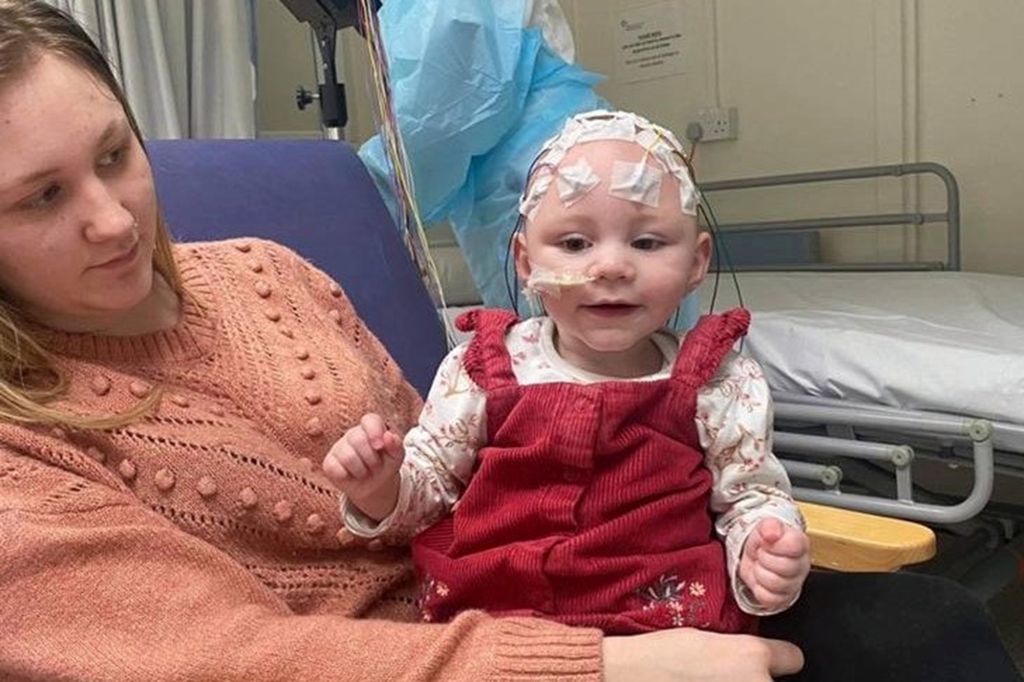 Mom devastated after thieves steal K in Christmas presents