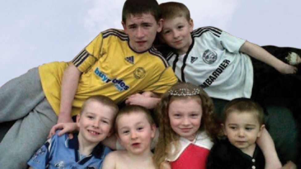 Derby child killer Mairead Philpott to be released - BBC News