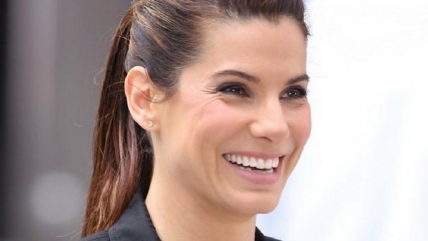 Sandra Bullock mostró por primera vez a su hija Laila | Infofueguina
