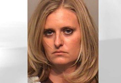 Le quemó la casa por borrarla de Facebook | Perfil