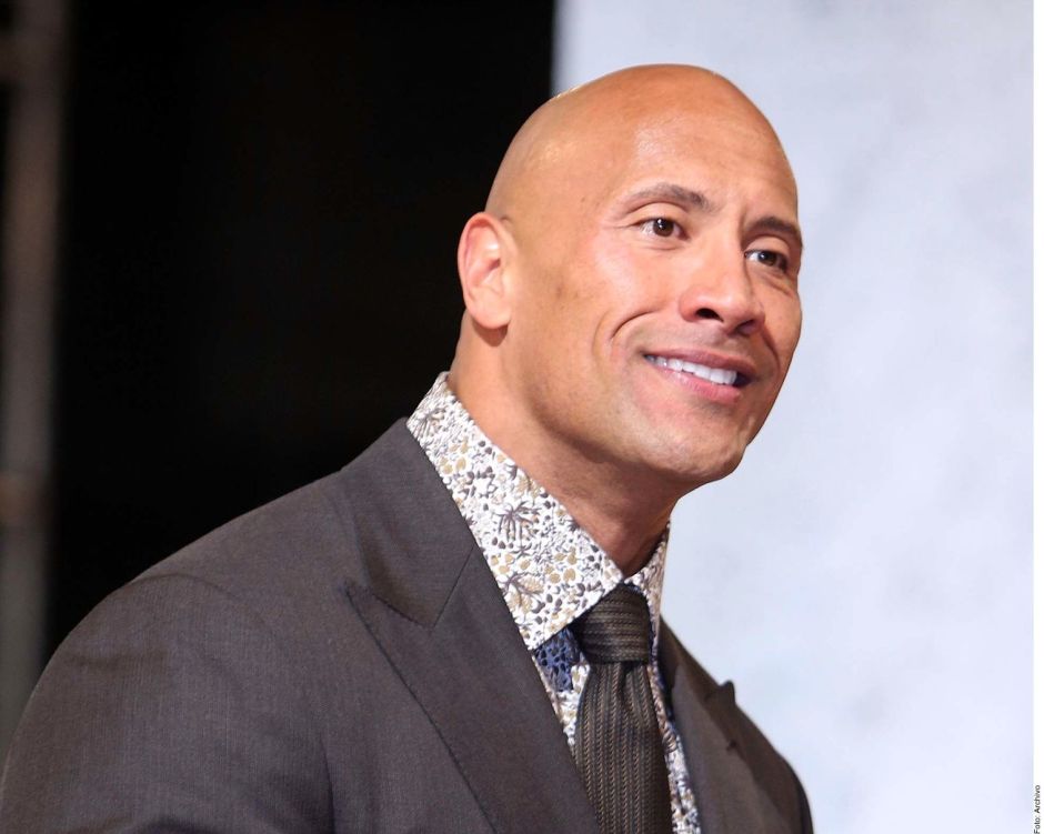 Momento Deportivo RD | Dwayne Johnson, La Roca, anunció en Twitter su  regreso a la WWE