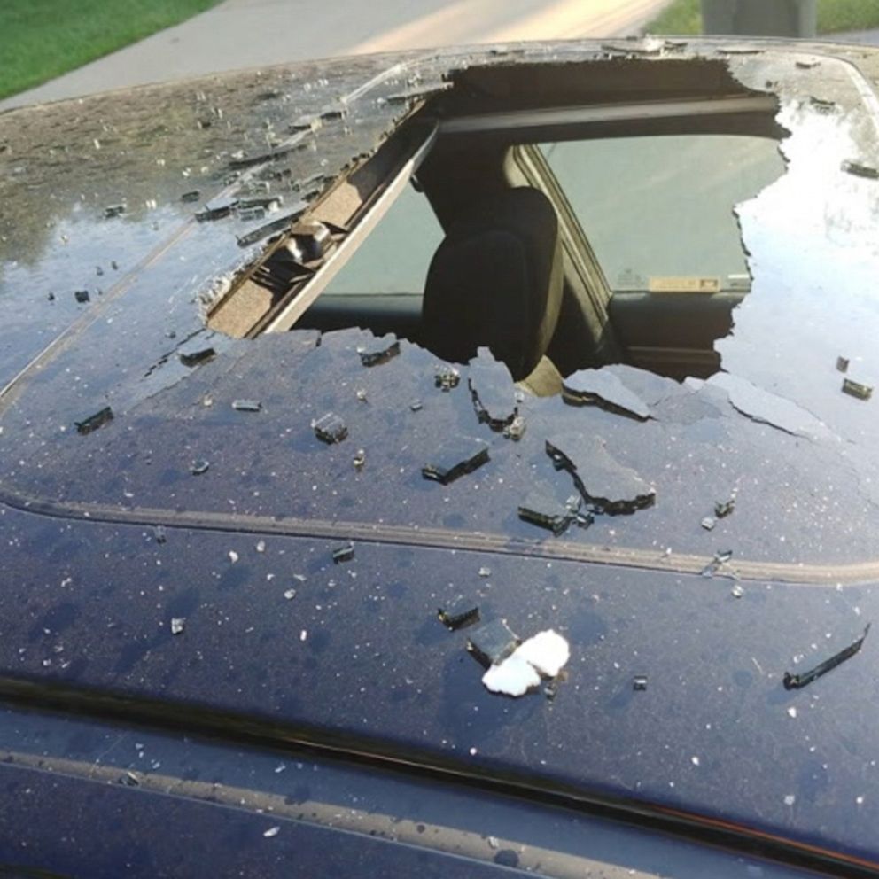 Dry shampoo shatters glass sunroof after it overheated and exploded - ABC  News
