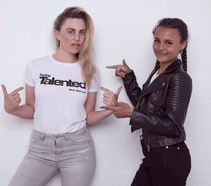 La gente fea no llega a ninguna parte”, argumentó una mamá para que su hija  de 14 años se opere | Upsocl